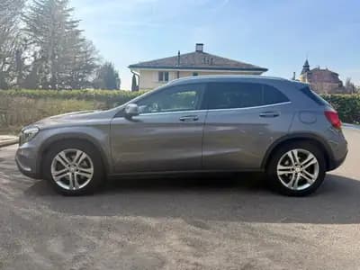 Mercedes-Benz GLA 250 AMG Line 4Matic — SUV compact premium, 145'000 km, garantie — arrière