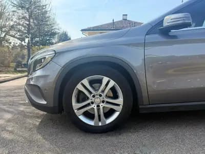 Mercedes-Benz GLA 250 AMG Line 4Matic — SUV compact premium, 145'000 km, garantie — intérieur