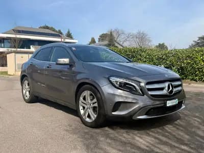 Mercedes-Benz GLA 250 AMG Line 4Matic — SUV compact premium, 145'000 km, garantie — Miniature 9
