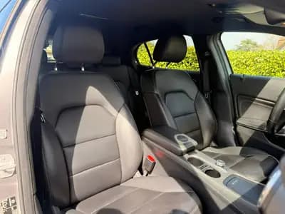 Mercedes-Benz GLA 250 AMG Line 4Matic — SUV compact premium, 145'000 km, garantie — Miniature 22