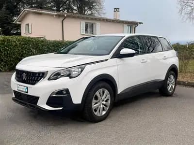 Peugeot 5008 1.5 BlueHDi Active — 7 places, boîte auto, 45'000 km seulement — vue extérieure