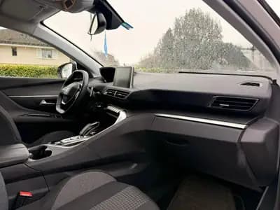 Peugeot 5008 1.5 BlueHDi Active — 7 places, boîte auto, 45'000 km seulement — Miniature 13