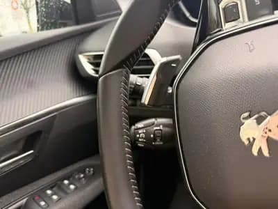 Peugeot 5008 1.5 BlueHDi Active — 7 places, boîte auto, 45'000 km seulement — Miniature 17