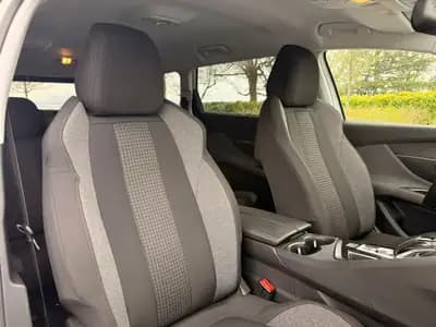 Peugeot 5008 1.5 BlueHDi Active — 7 places, boîte auto, 45'000 km seulement — Miniature 21