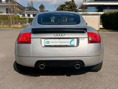 Audi TT Coupé 3.2 quattro — Sportive iconique, 250 ch et transmission automatique — détail