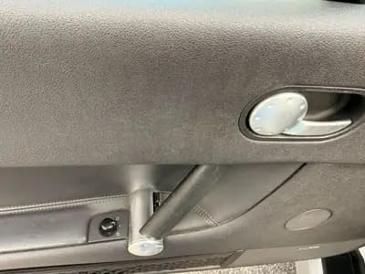 Audi TT Coupé 3.2 quattro — Sportive iconique, 250 ch et transmission automatique — Miniature 23