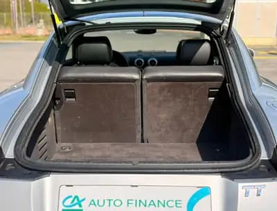 Audi TT Coupé 3.2 quattro — Sportive iconique, 250 ch et transmission automatique — Miniature 27