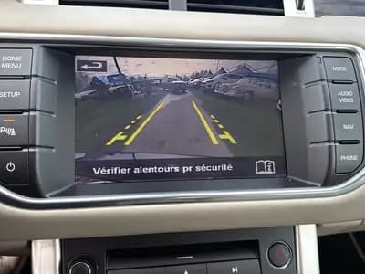 Land Rover Range Rover Evoque 2.0 Si4 Pure — SUV compact premium, tous services garantis — Miniature 10