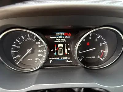 Land Rover Range Rover Evoque 2.0 Si4 Pure — SUV compact premium, tous services garantis — Miniature 12