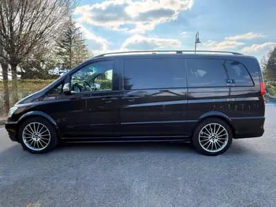 Mercedes-Benz Viano 3.0 CDI — Monospace 8 places, motorisation robuste et équipements premium — côté