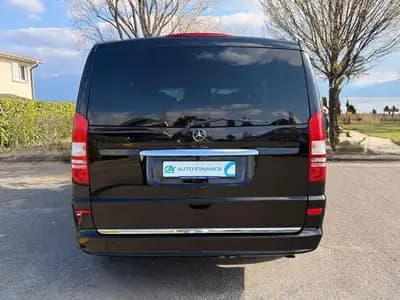 Mercedes-Benz Viano 3.0 CDI — Monospace 8 places, motorisation robuste et équipements premium — détail