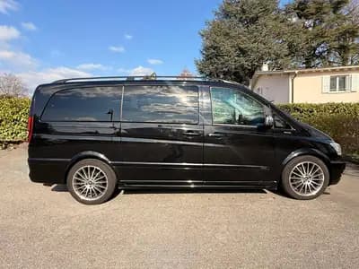 Mercedes-Benz Viano 3.0 CDI — Monospace 8 places, motorisation robuste et équipements premium — Miniature 8
