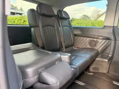 Mercedes-Benz Viano 3.0 CDI — Monospace 8 places, motorisation robuste et équipements premium — Miniature 22