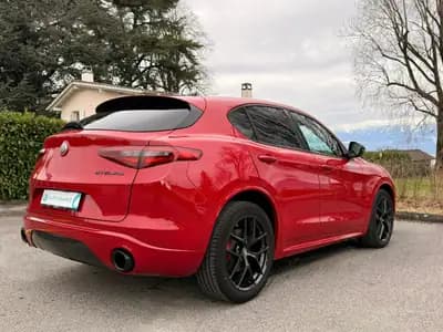 Alfa Romeo Stelvio 2.0 Veloce Q4 — SUV sportif Black Edition, 280 ch, faible kilométrage — Miniature 7