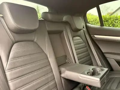 Alfa Romeo Stelvio 2.0 Veloce Q4 — SUV sportif Black Edition, 280 ch, faible kilométrage — Miniature 23
