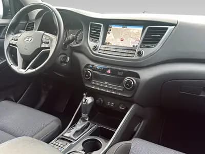 Hyundai Tucson 1.6 TGDI Vertex 4WD — SUV robuste, 4 roues motrices, expertise du jour — Miniature 13