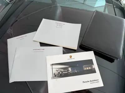 Porsche 911 Targa 1996 — Un cabriolet iconique suisse, sans accident, parfaitement préservé — Miniature 24