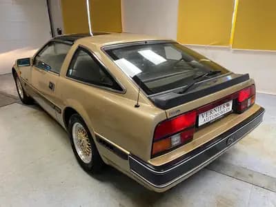 Nissan 300 ZX T — Coupé sportif des années 80, moteur 3.0L turbo et bas kilométrage — détail