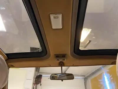 Nissan 300 ZX T — Coupé sportif des années 80, moteur 3.0L turbo et bas kilométrage — Miniature 12